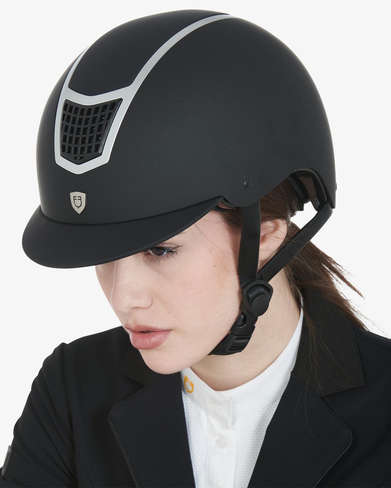 Ultra light helmet with polished frame homologation EN 1384-2023