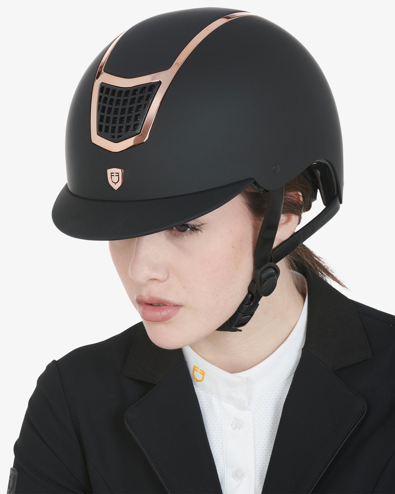 Ultra light helmet with polished frame homologation EN 1384-2023
