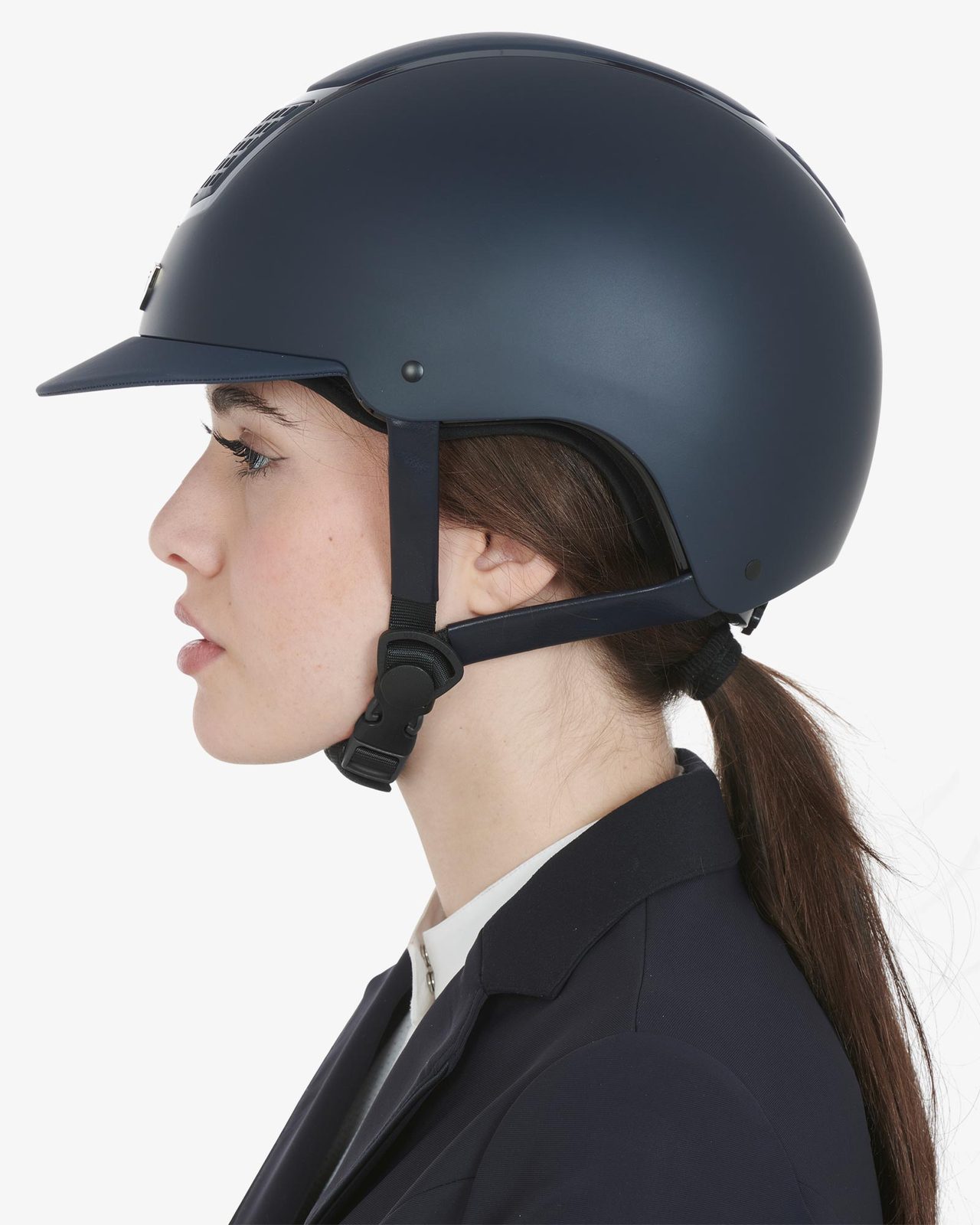 Ultra light helmet with polished frame homologation EN 1384-2023
