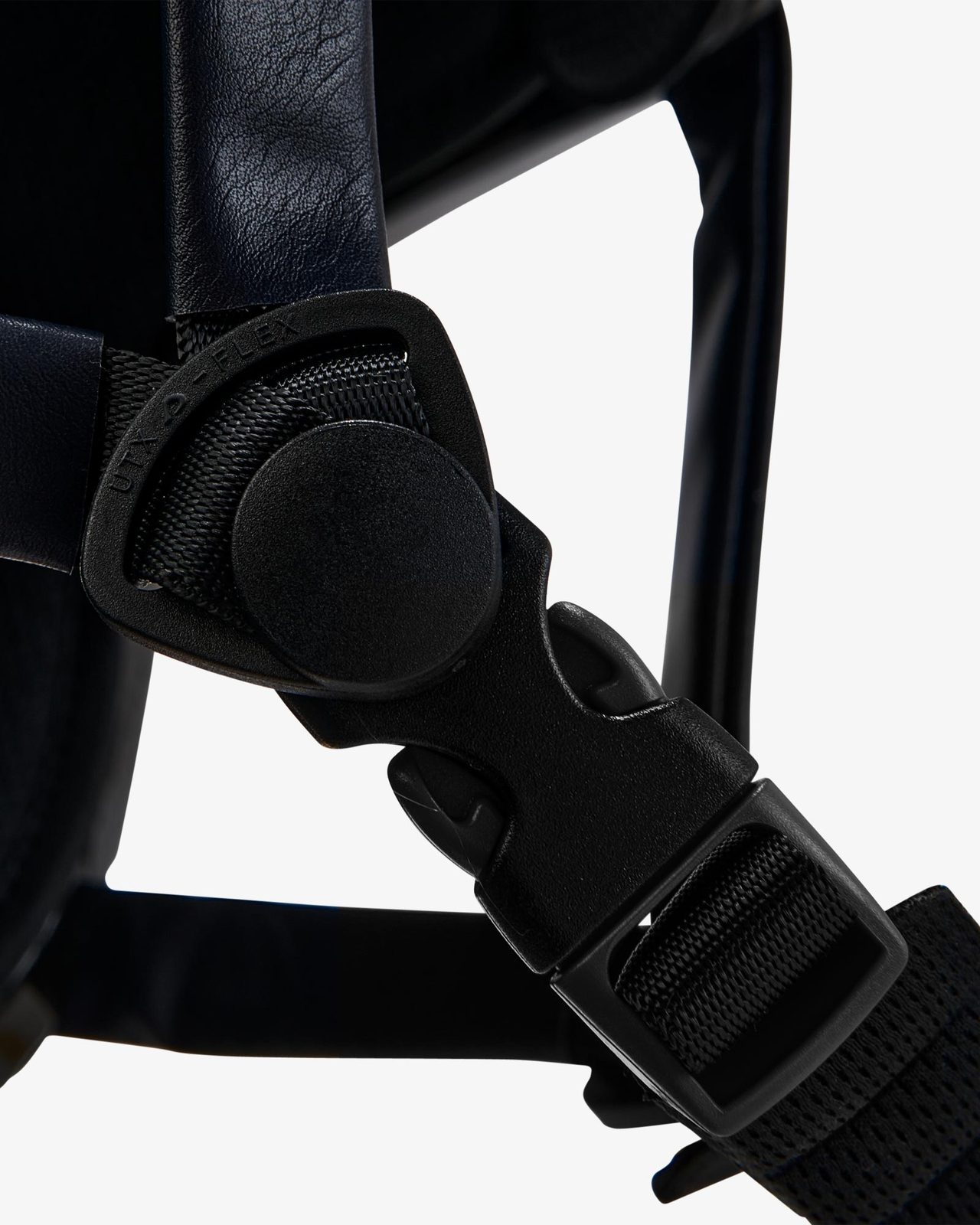 Cap ultra-light frame lucido omologazione EN 1384-2023
