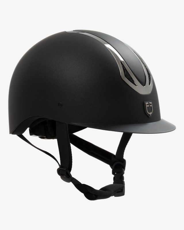 Azael unisex helmet with rear rowel homologation EN 1384-2023