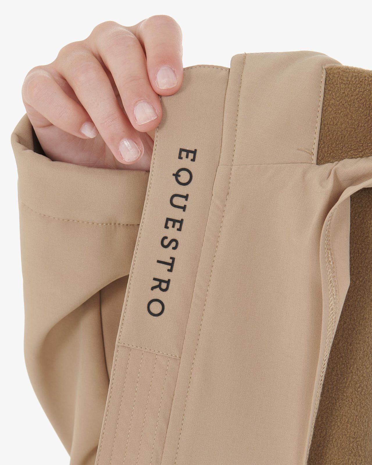 Women's slim fit softshell jacket with concealed pockets