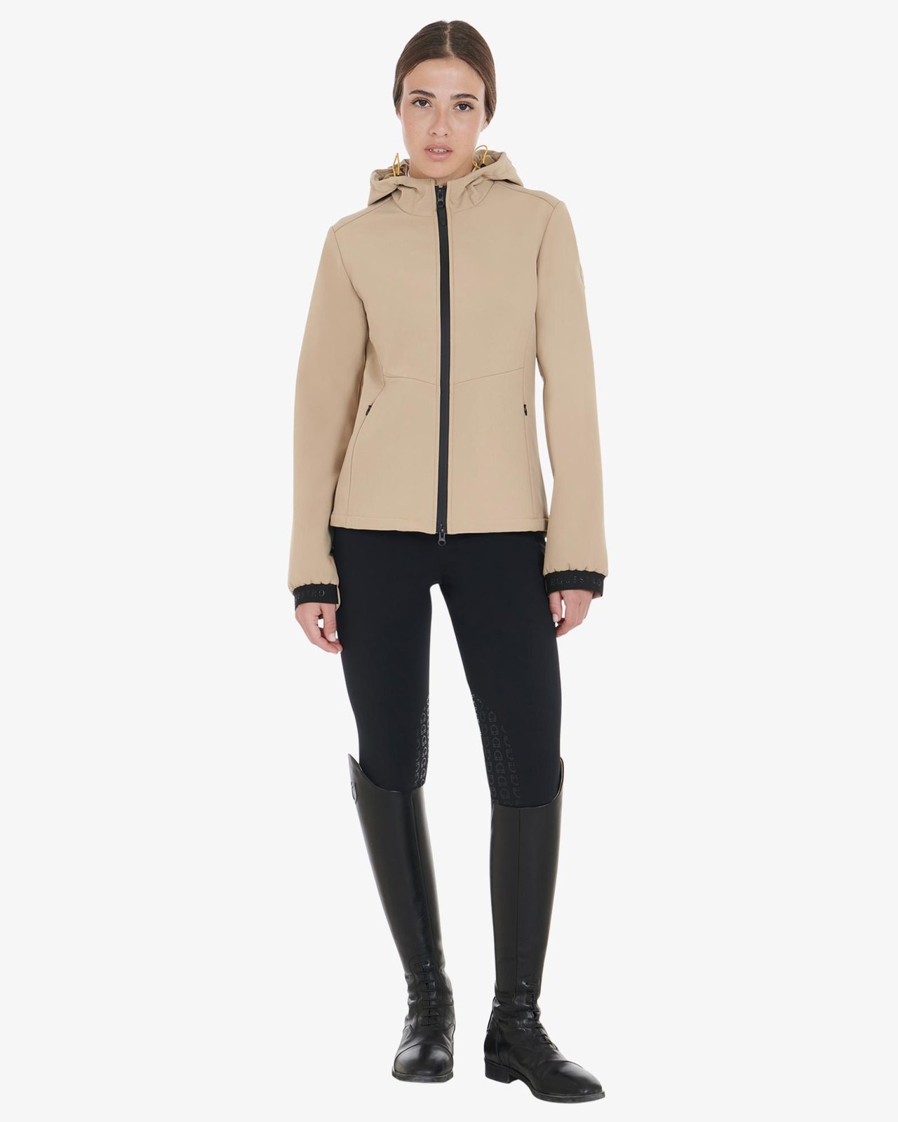 Women's slim fit softshell jacket with concealed pockets