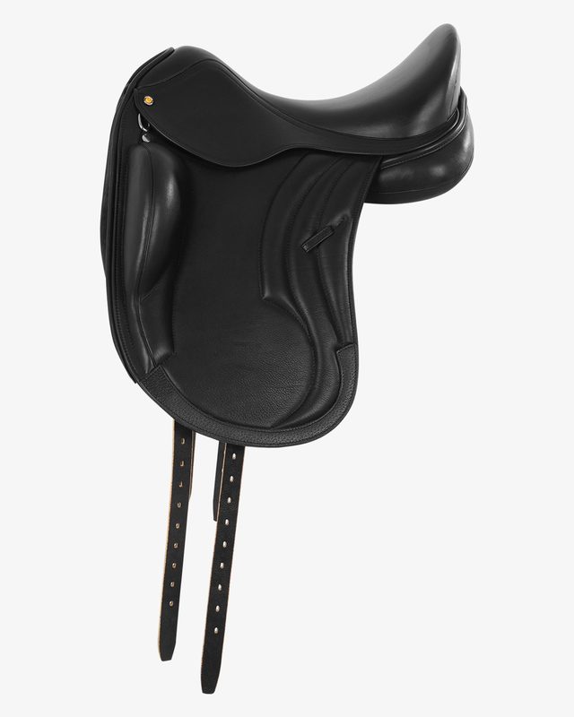 Dressage leather monoflap saddle