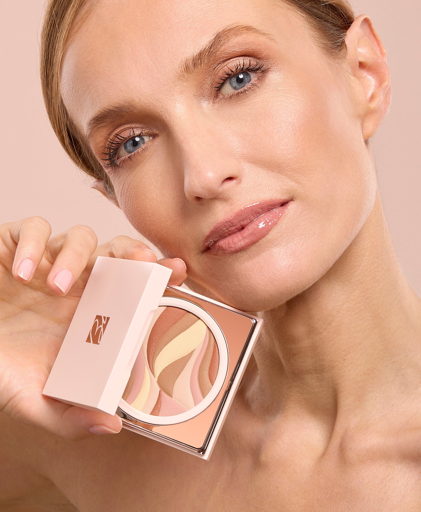 Sun Touch Compact Bronzing Powder thumbnail