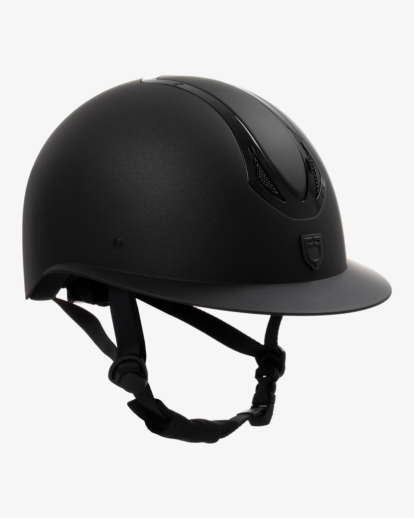 Women's wide visor helmet homologation EN 1384-2023