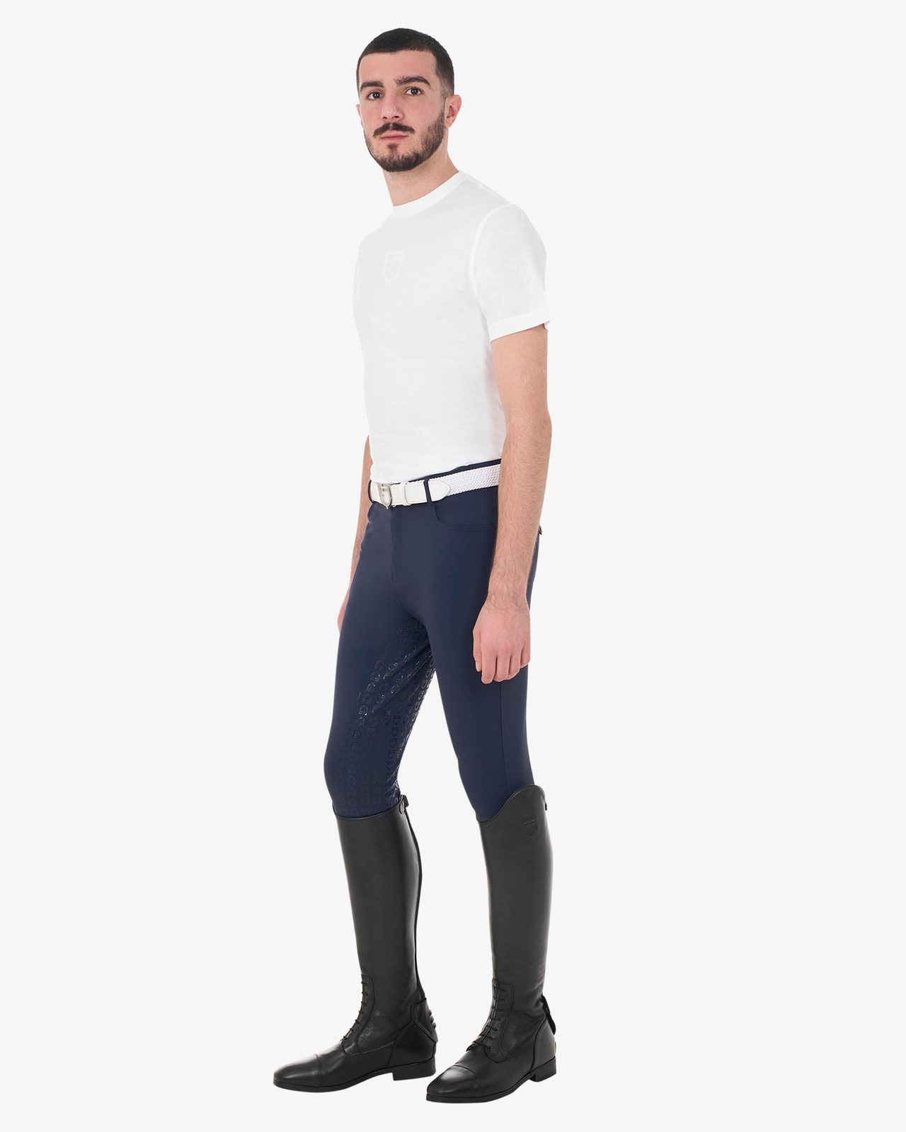 Men's basic T-shirt with tone-on-tone logo