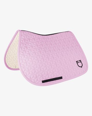 Jumping saddle pad cube quilting