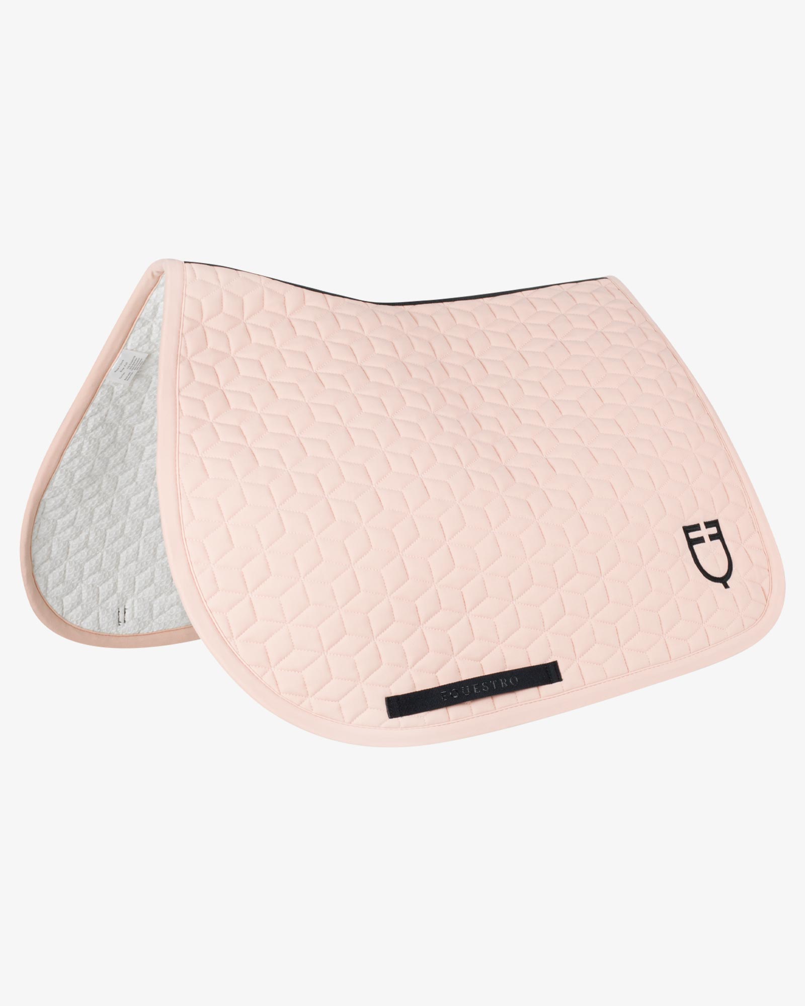 Jumping saddle pad cube quilting