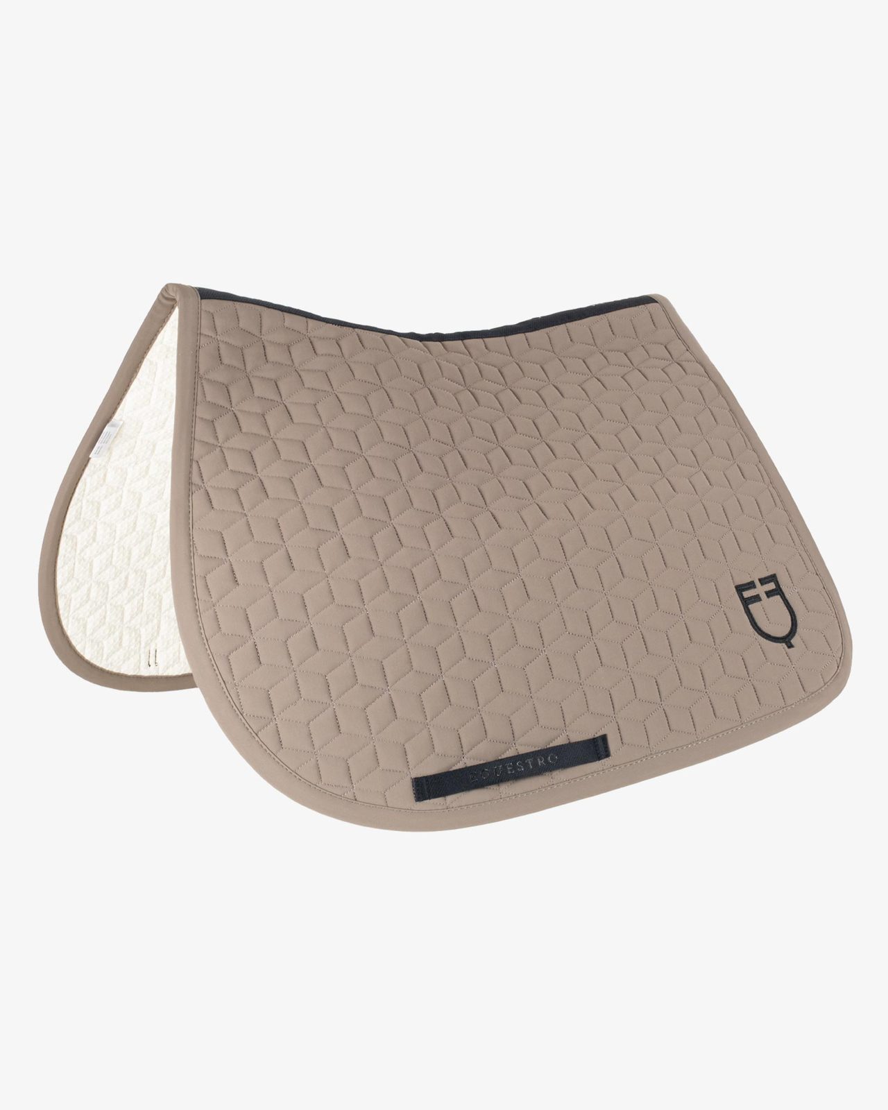 Jumping saddle pad cube quilting