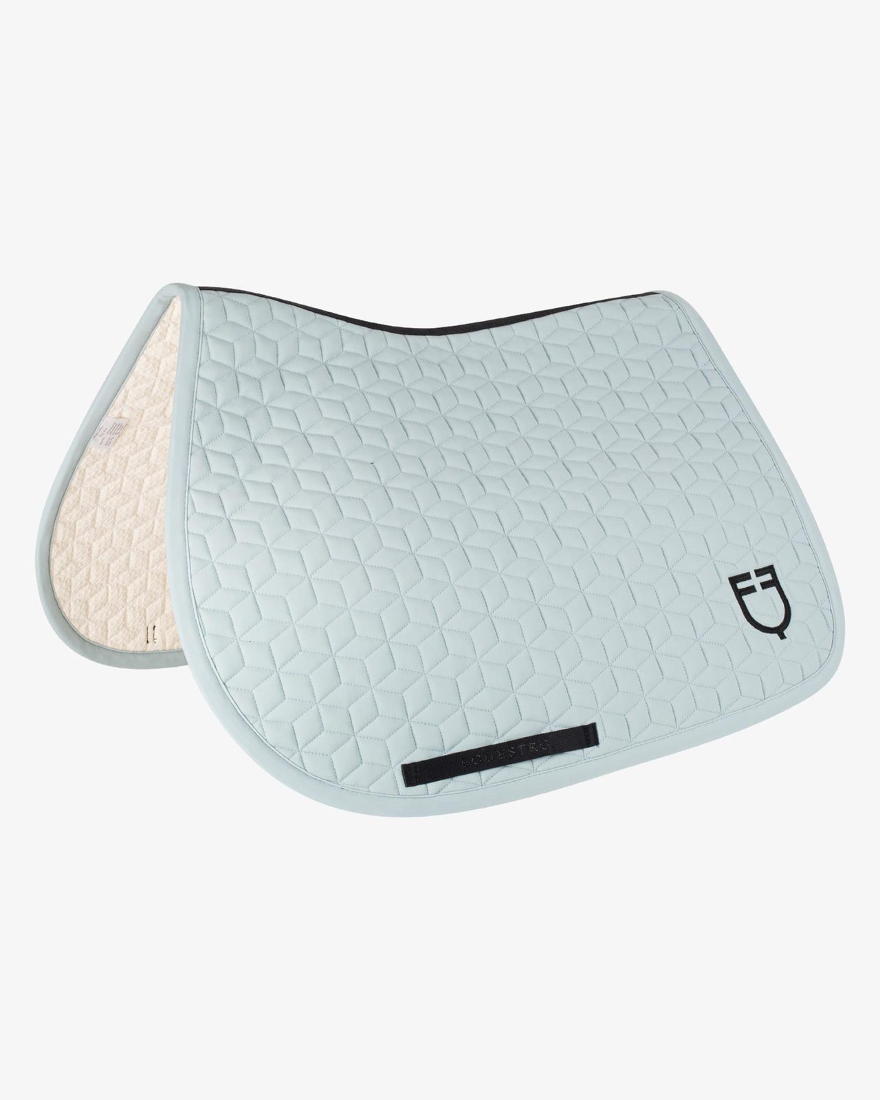 Jumping saddle pad cube quilting