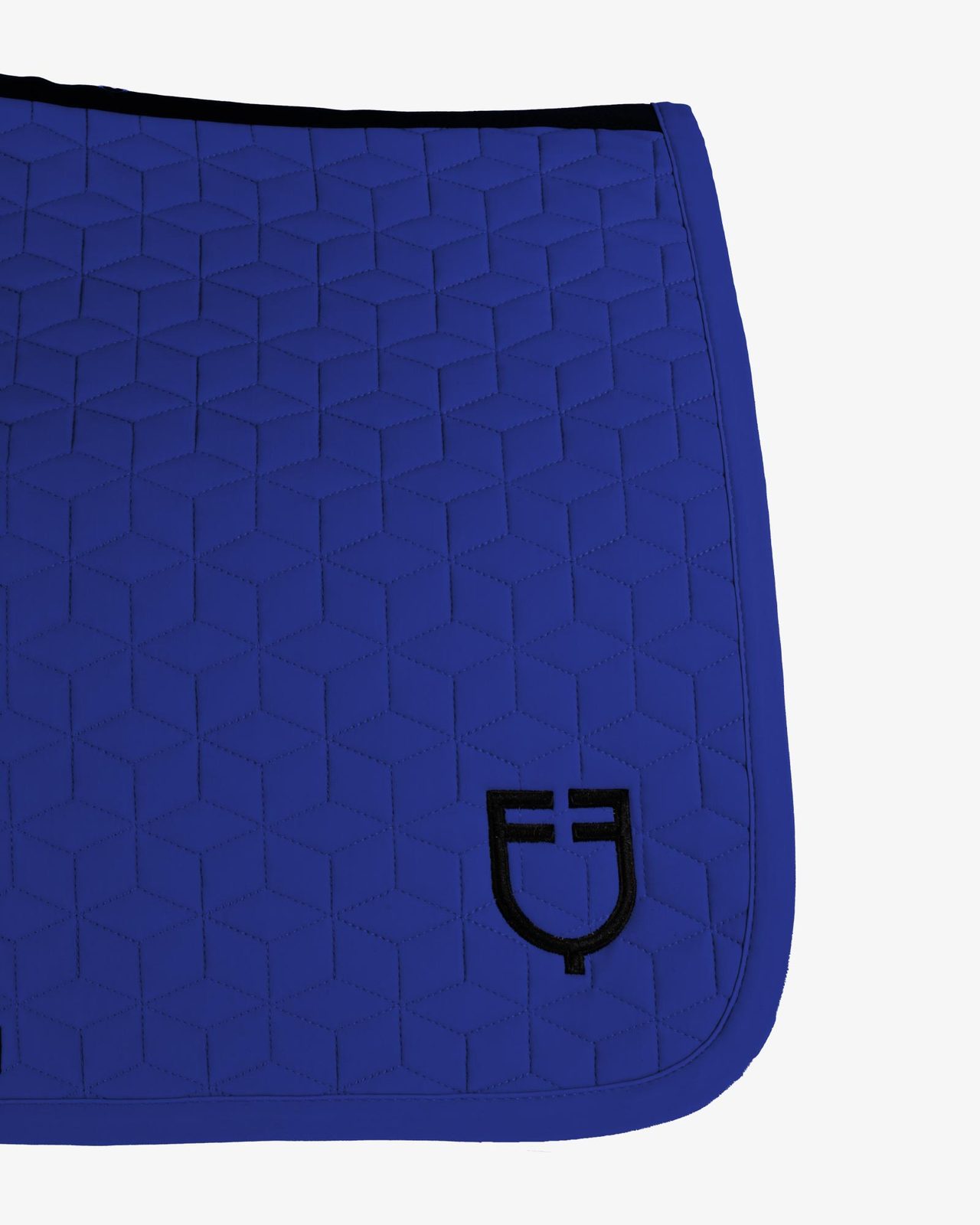 Jumping saddle pad cube quilting
