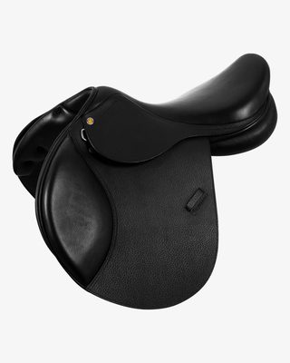 Jumping saddle hammered leather
