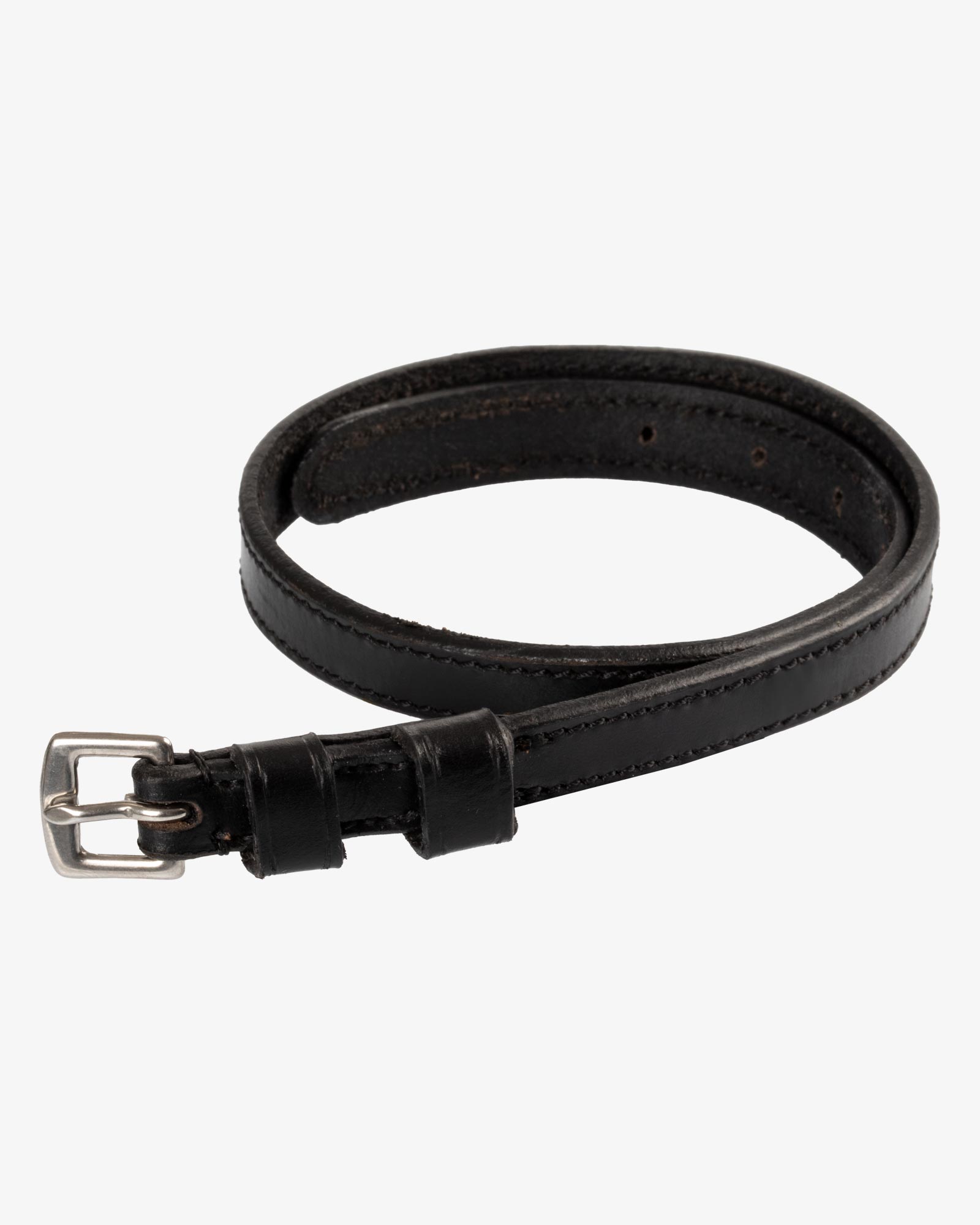 Spur straps with fixed loops