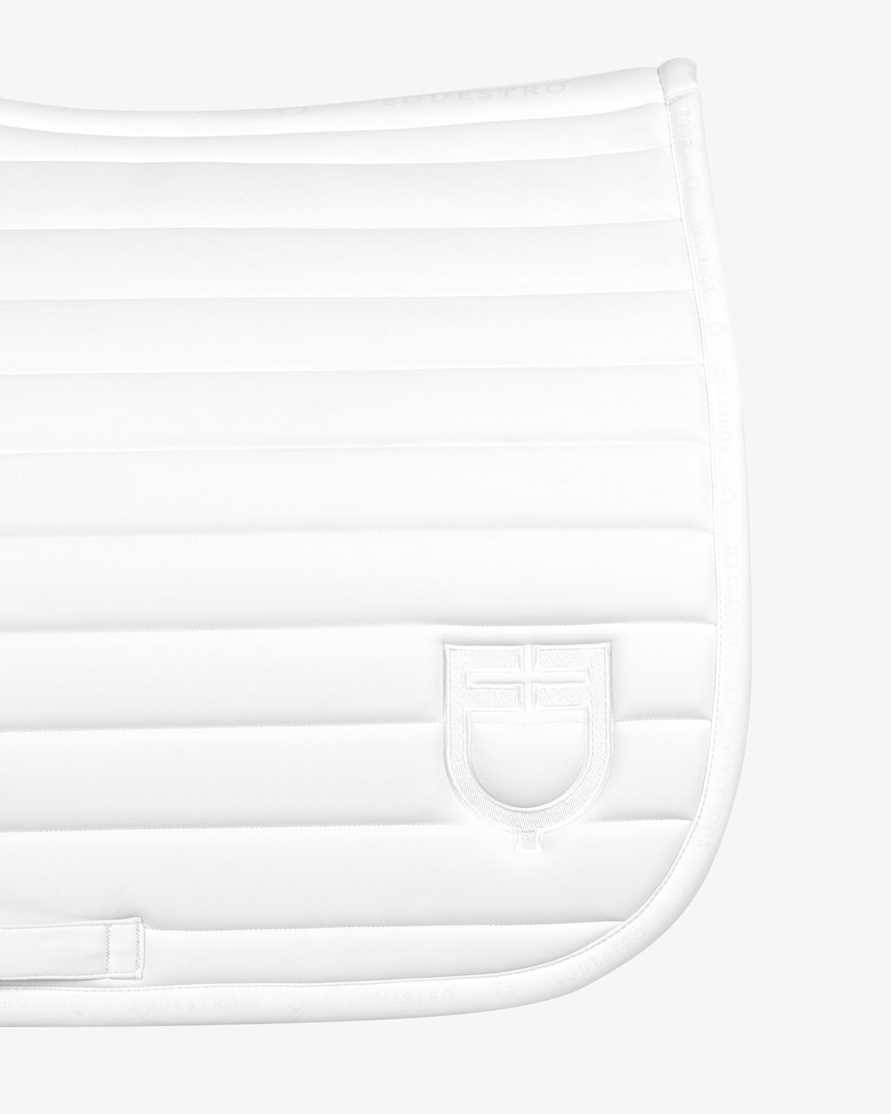 Silica jumping saddle pad