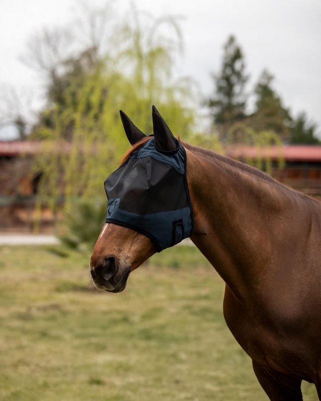 Maschera antimosche con logo frontale