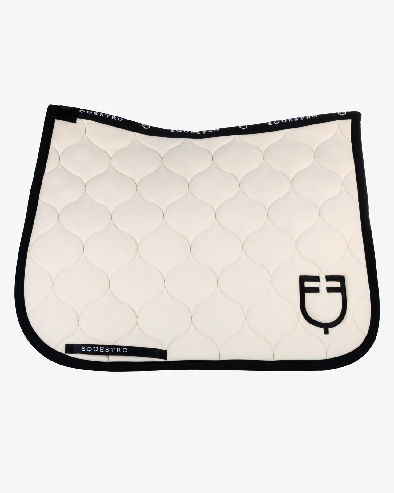 Dressage saddle pad with onion quilting