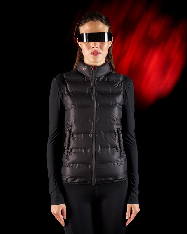 Equestro Ridertechnology women's vest heat-sealed seams