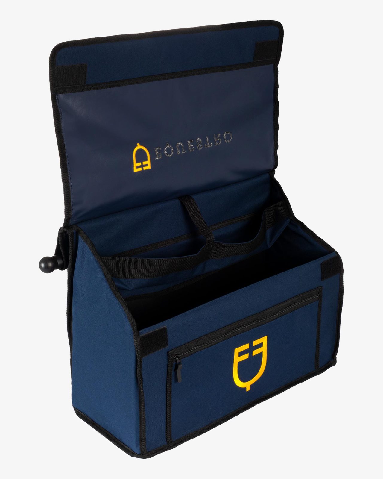 Grooming bag with bar