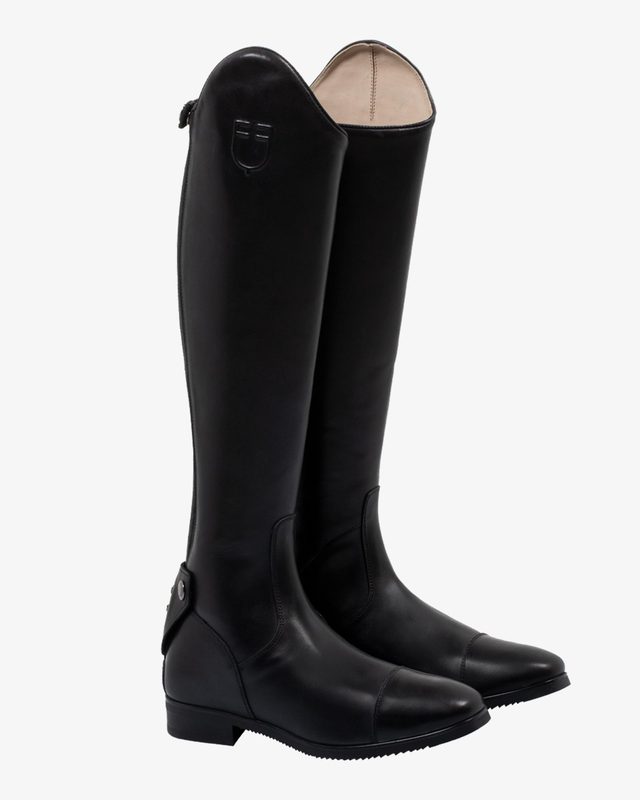 Neptune unisex leather boots with rear zipper