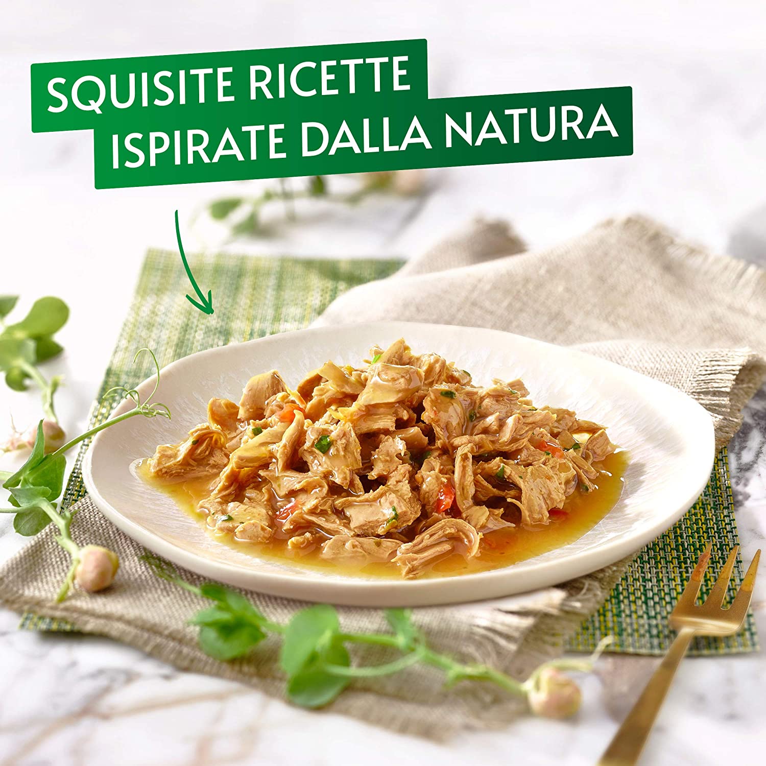 Gourmet Nature's Creations, Ricco in Pollo, guarnito con spinaci e pomodori