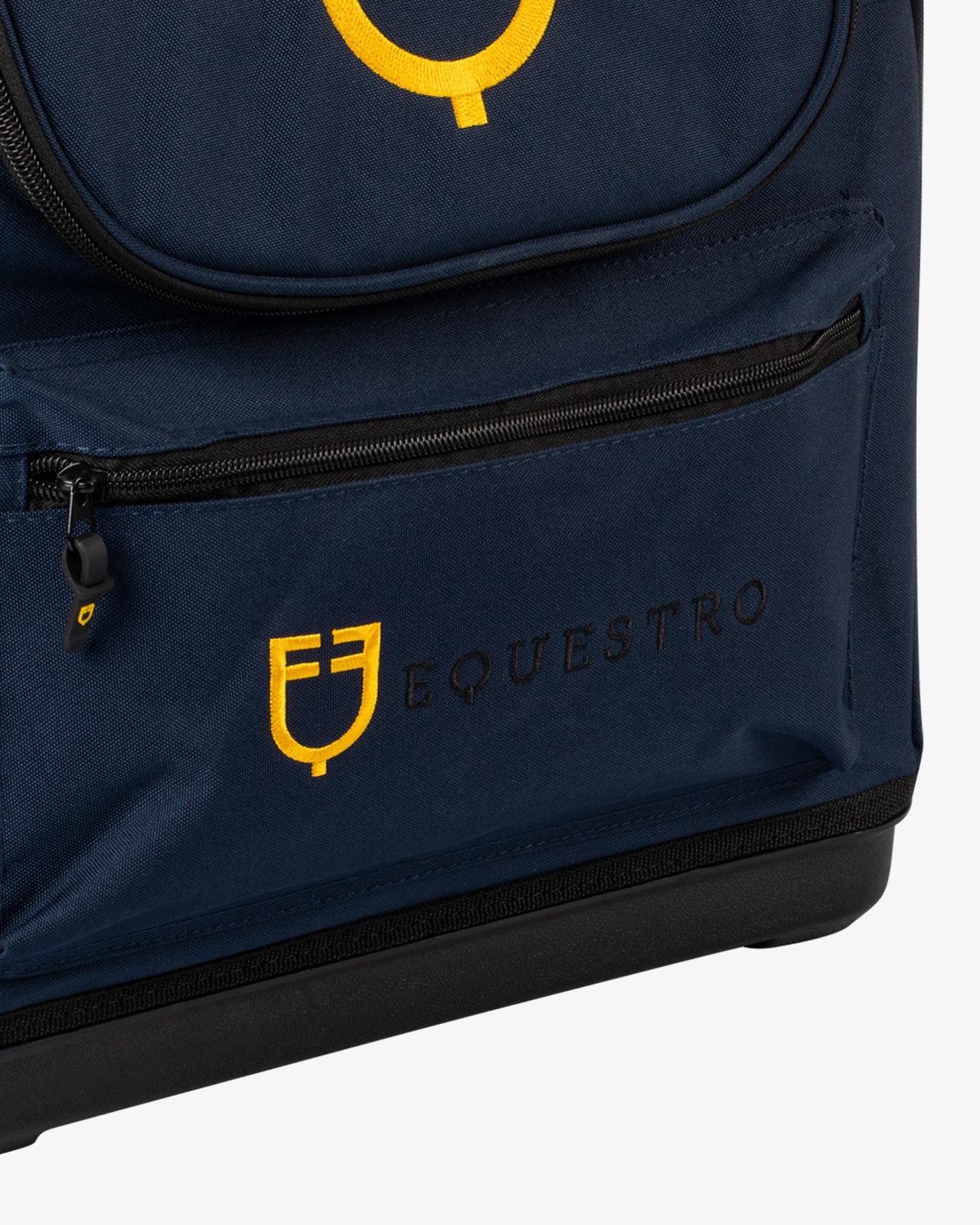 Grooming bag zip pocket