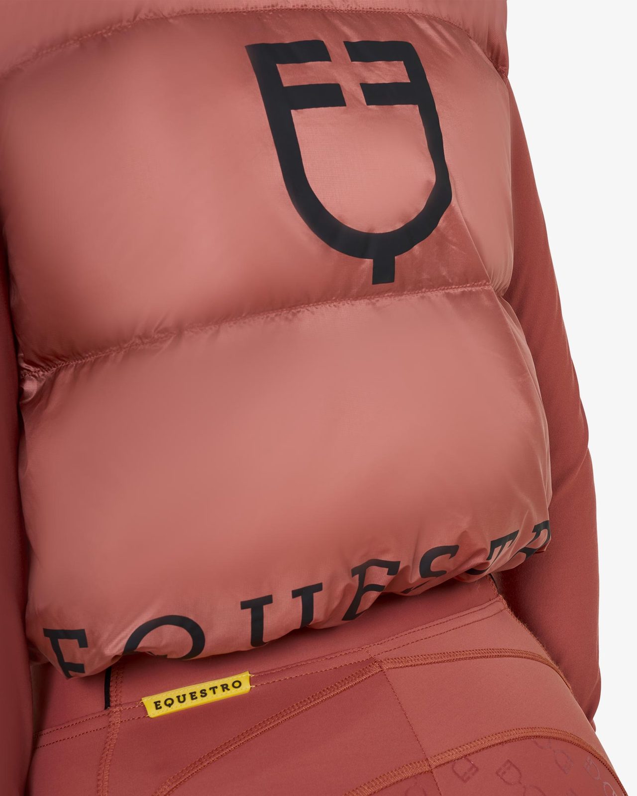 Smanicato donna corto con zip