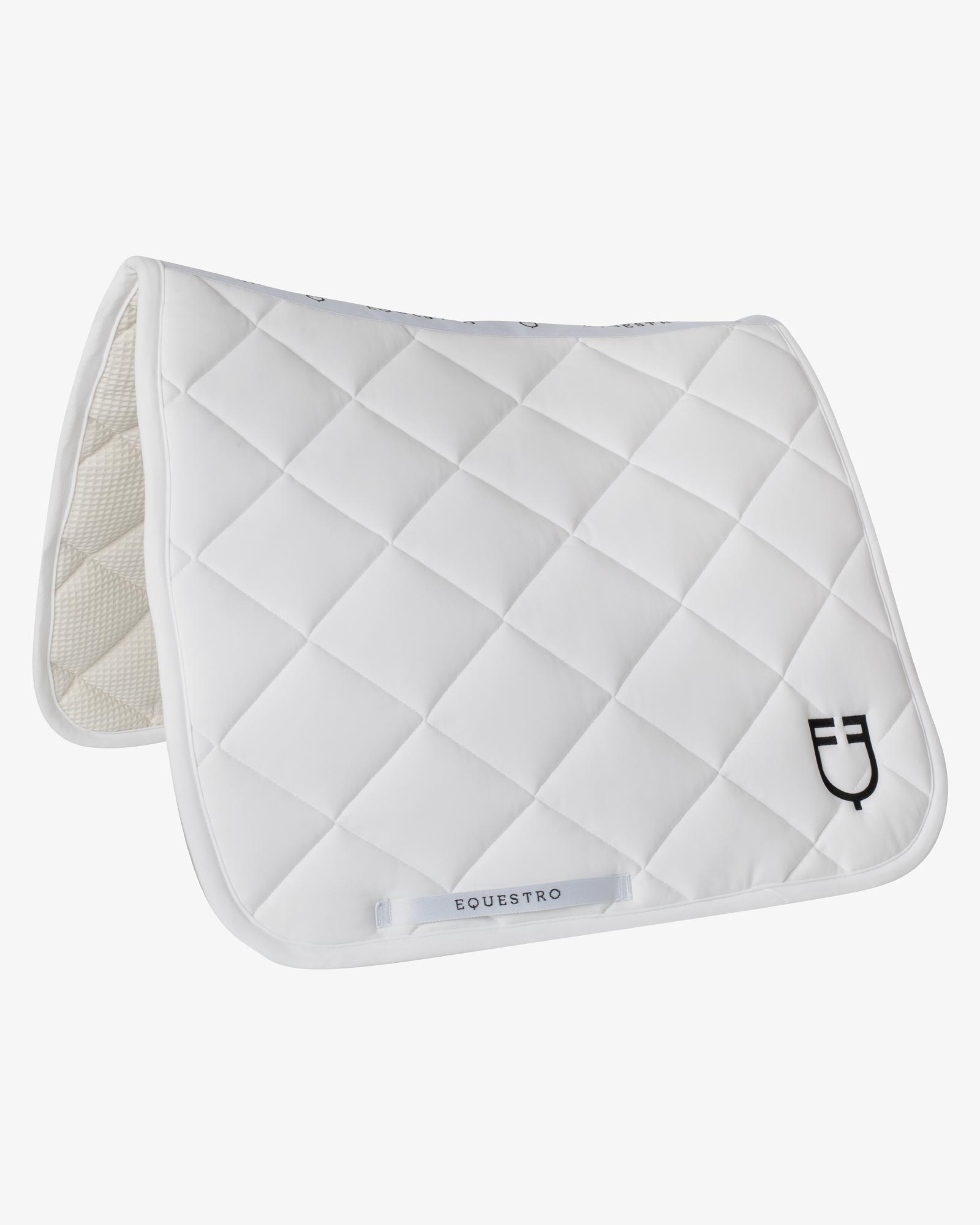 Dressage saddle pad with diamond quilting