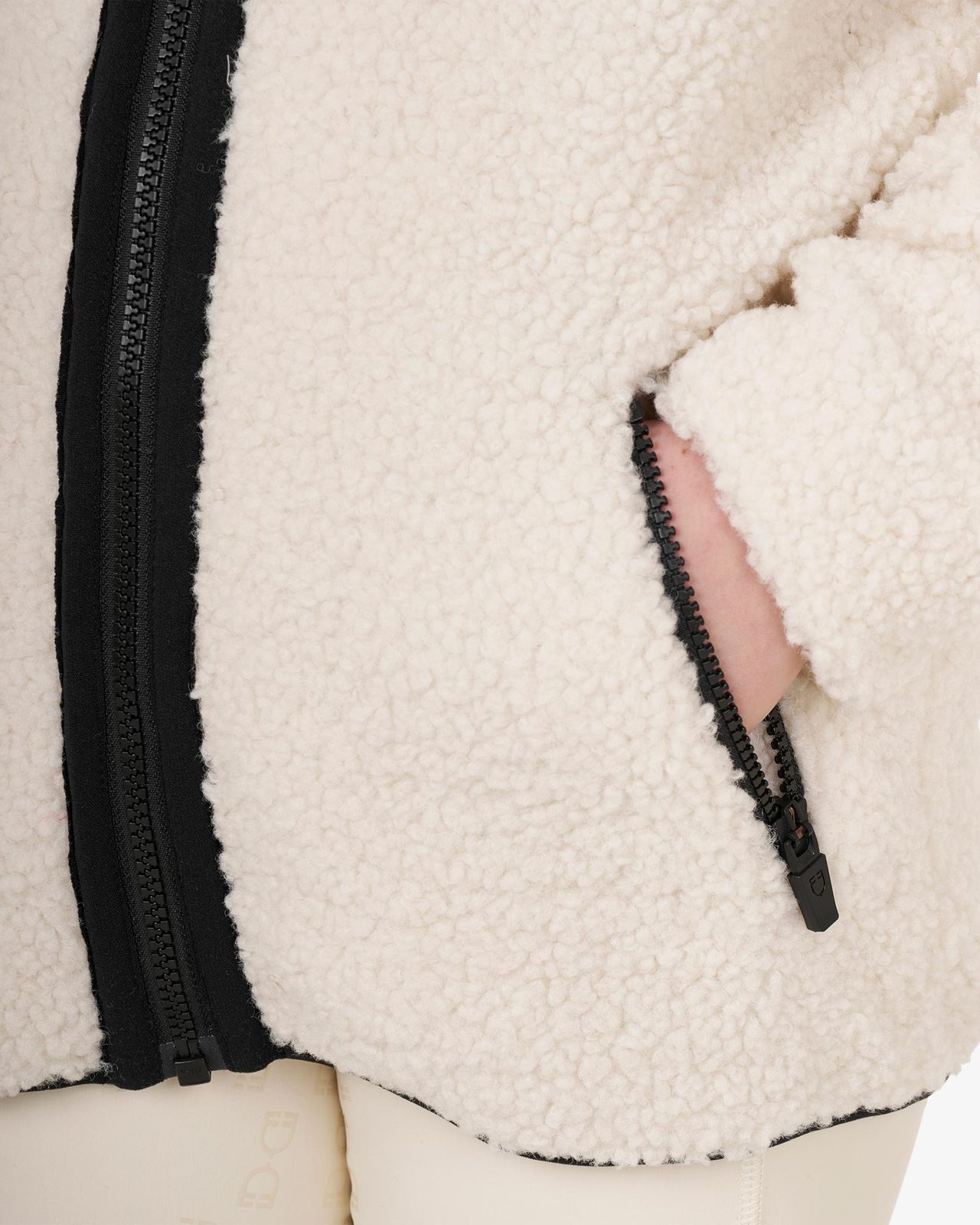 Kids' fleece sweatshirt with front zip