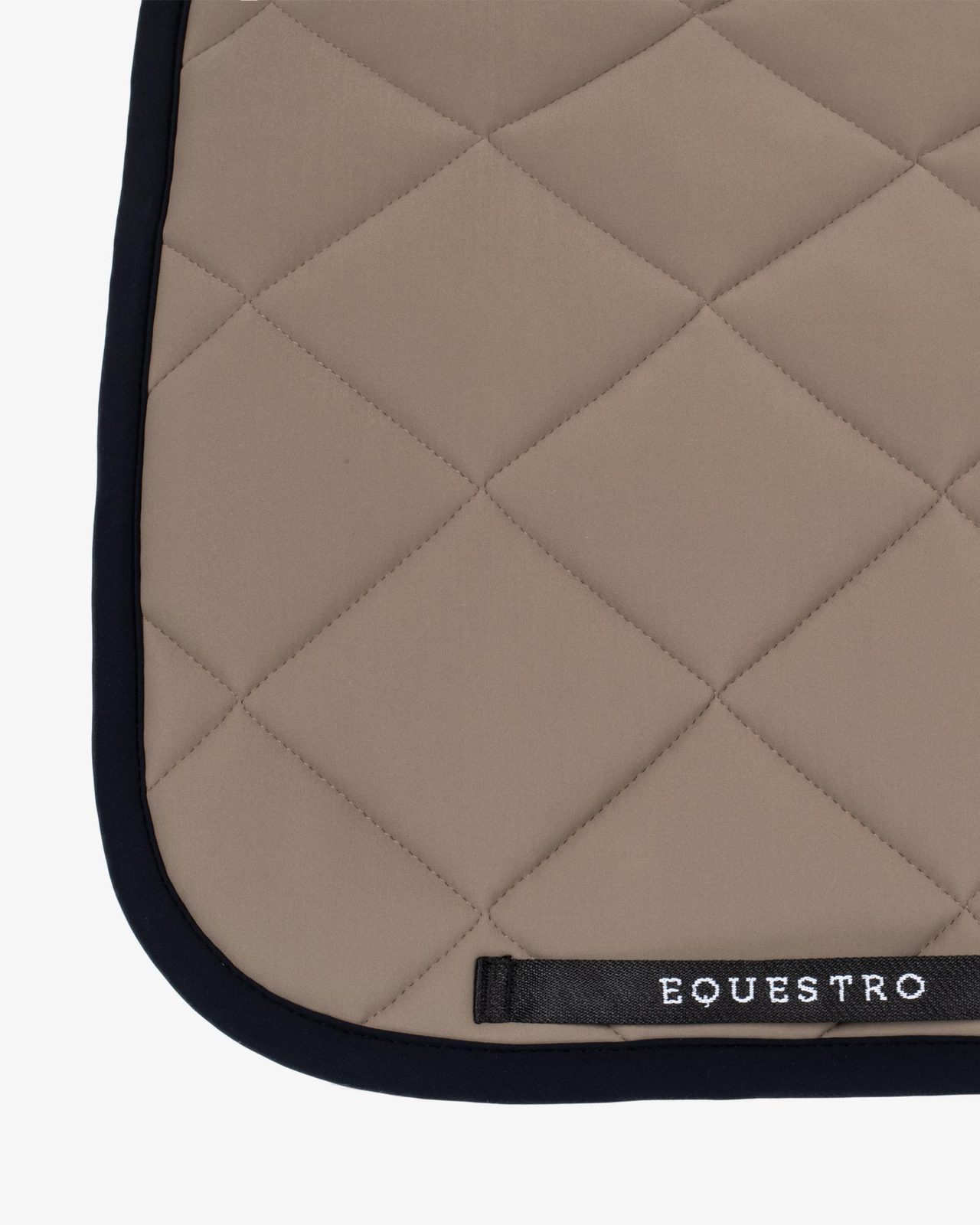 Dressage saddle pad in technical fabric