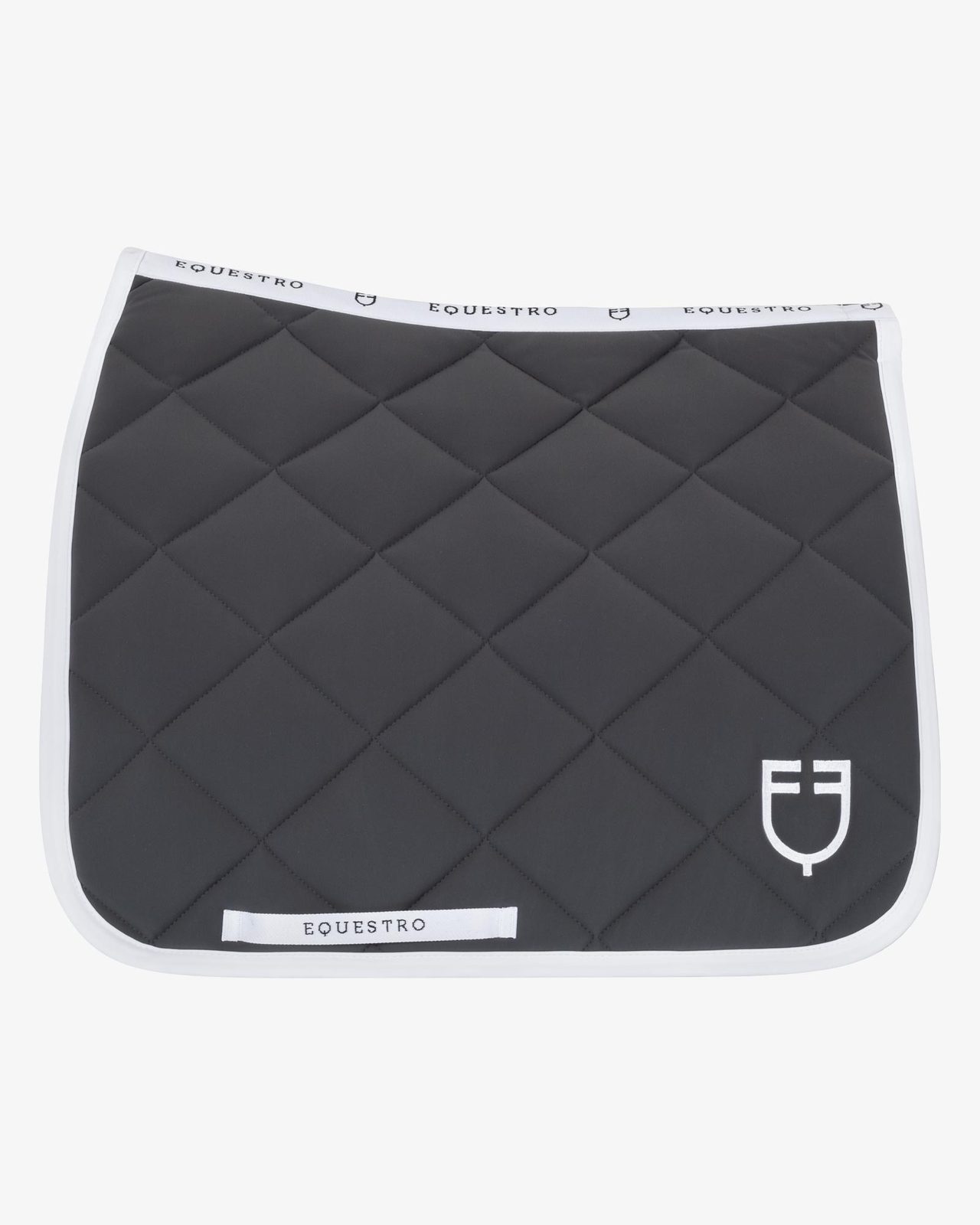 Dressage saddle pad with diamond quilting