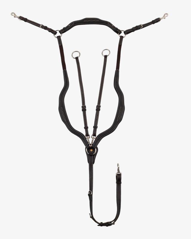 Anatomical leather breastplate with removable martingale