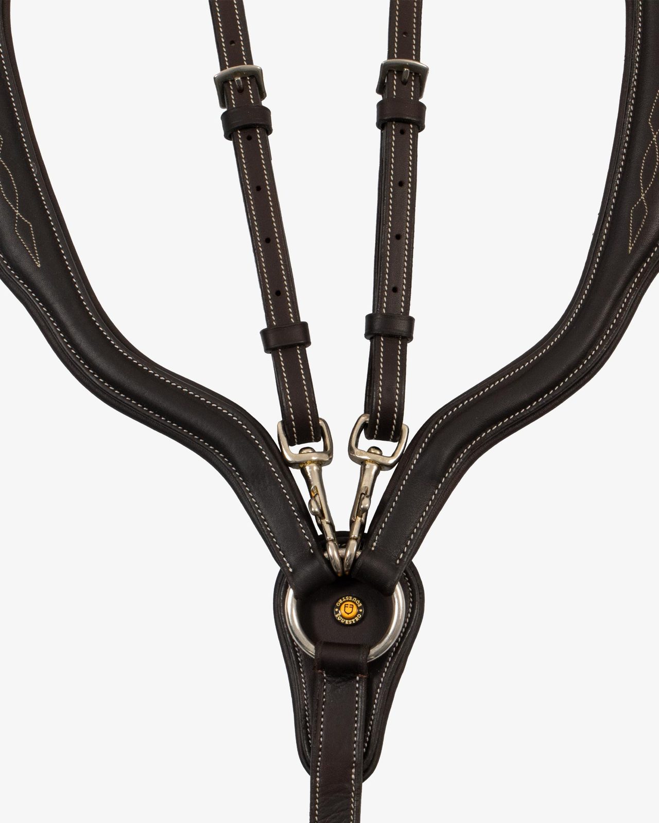 Anatomical leather breastplate with removable martingale