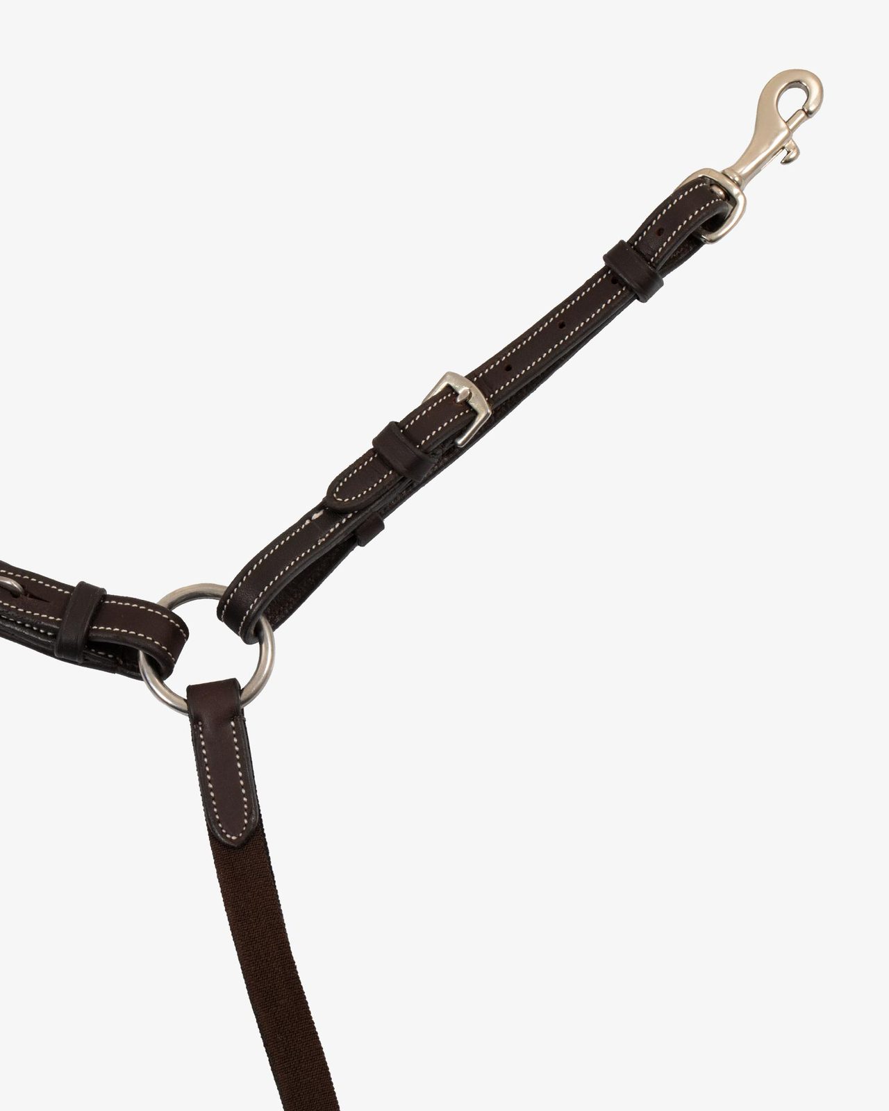 Anatomical leather breastplate with removable martingale