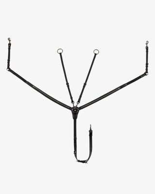 Tanned leather fork breastplate with black clincher
