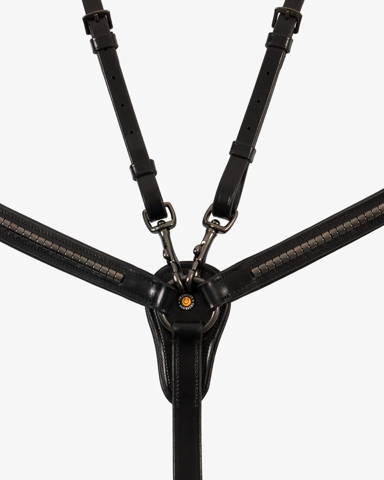 Tanned leather fork breastplate with black clincher