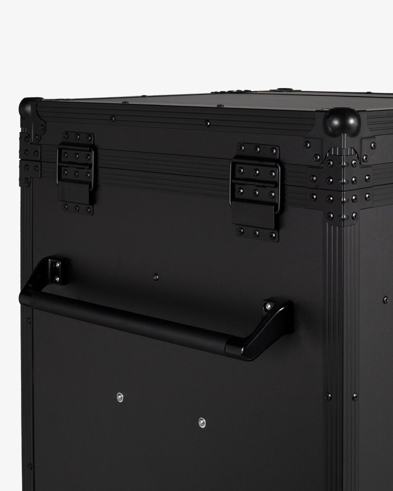 Black hardware saddle cabinet 65x62x138cm