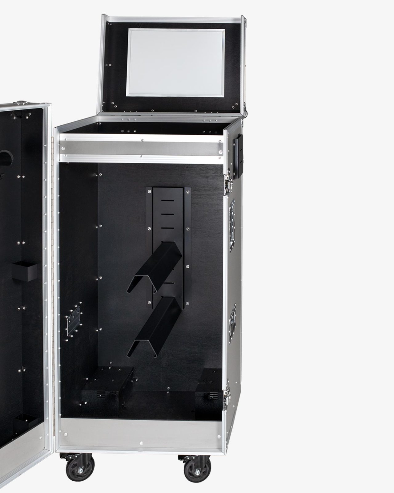 Silver hardware saddle cabinet 65x62x138cm