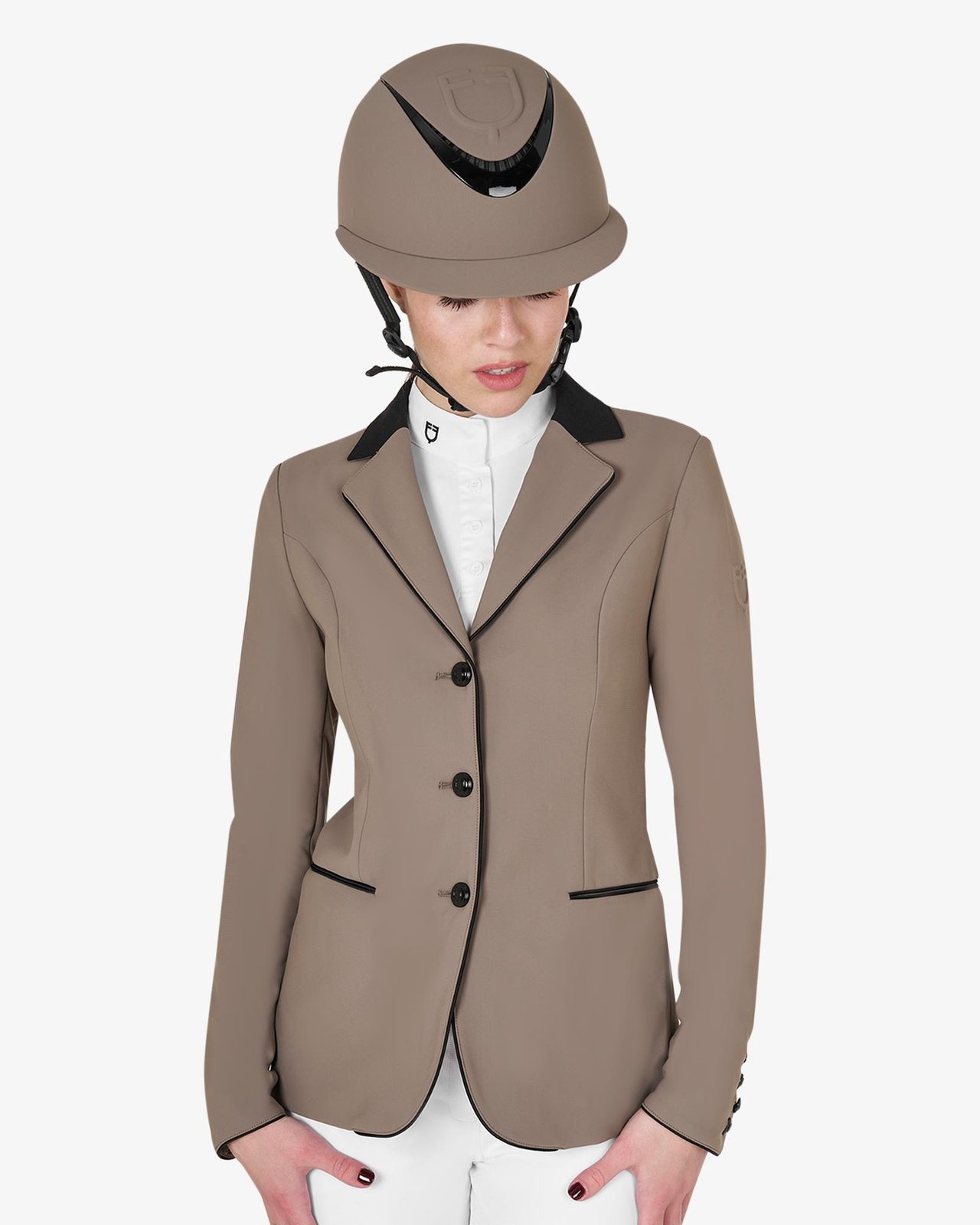 Women's three-button competition jacket