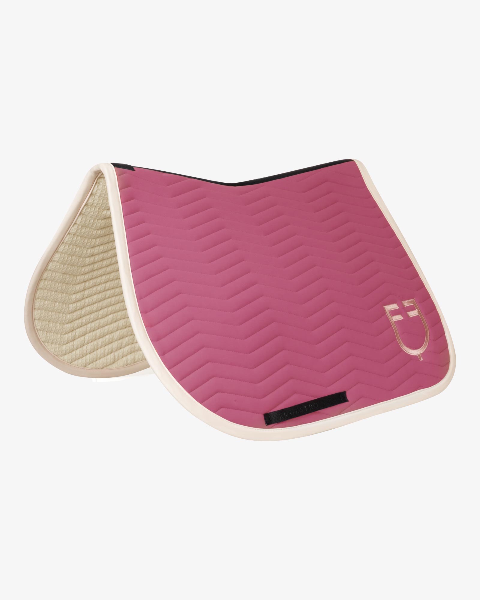 Wave Quilting jumping saddle pad in technical fabric