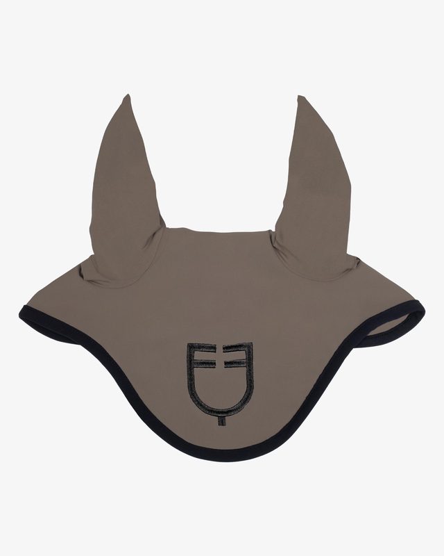 Black line edition fly veil in stretch material
