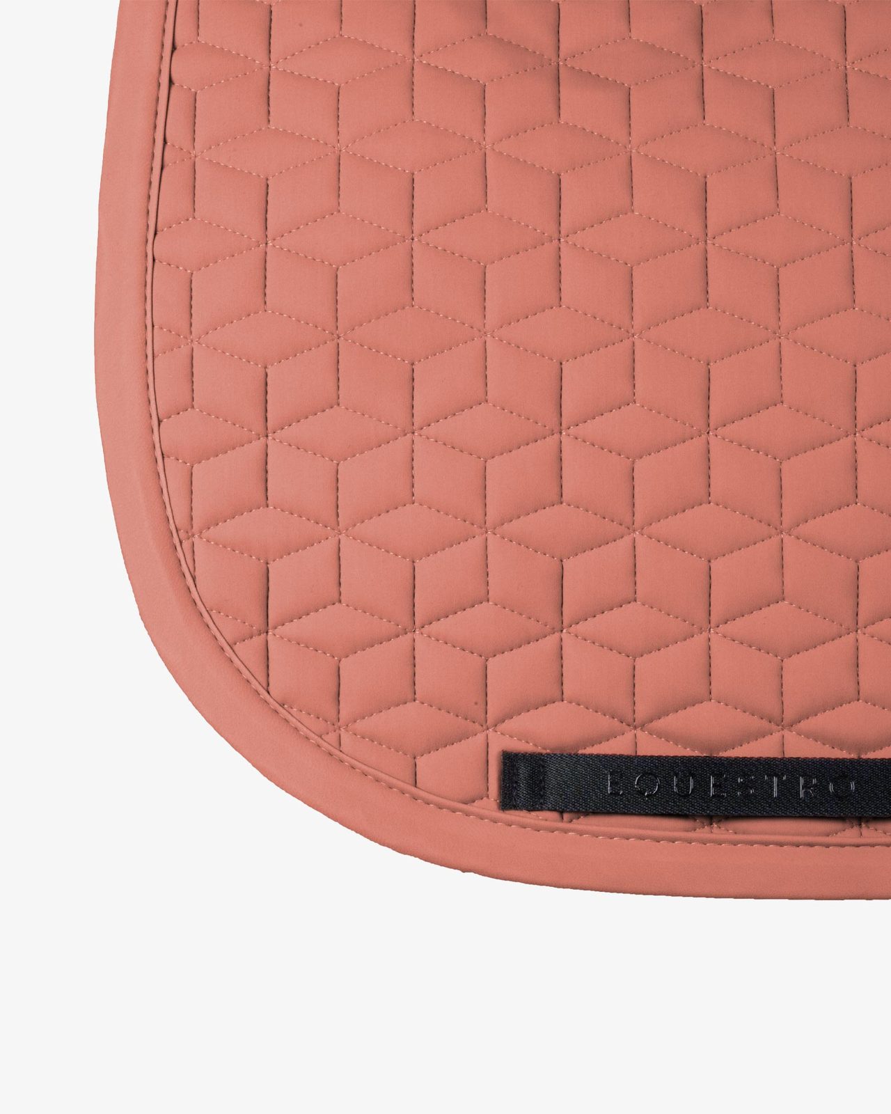 Dressage saddle pad with cube quilting