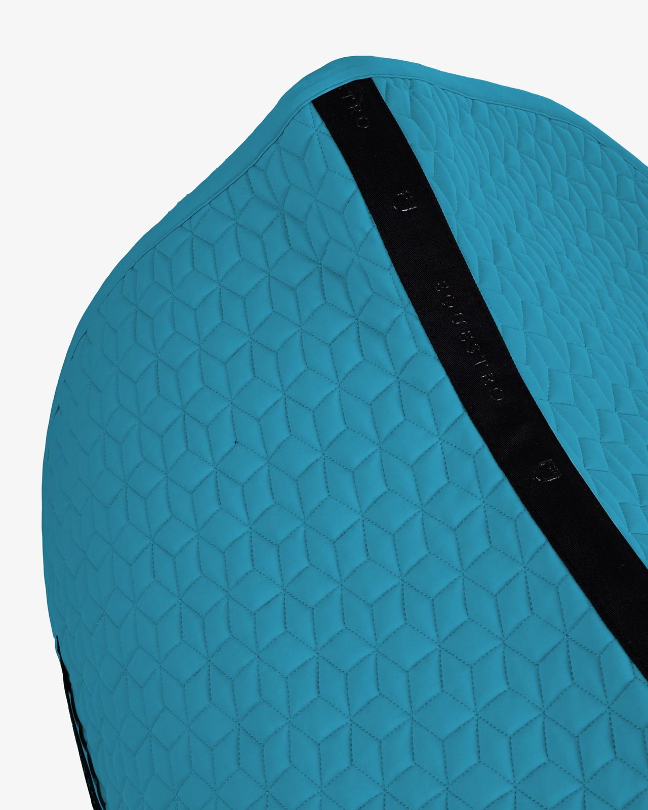 Jumping saddle pad cube quilting