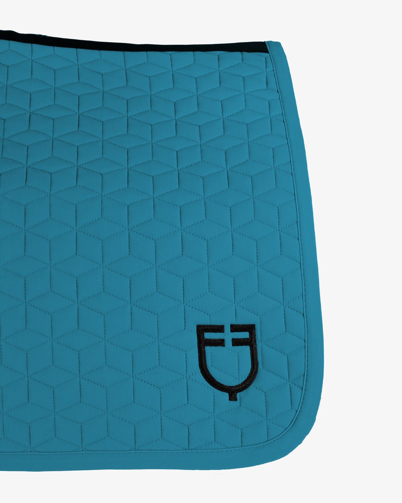 Jumping saddle pad cube quilting