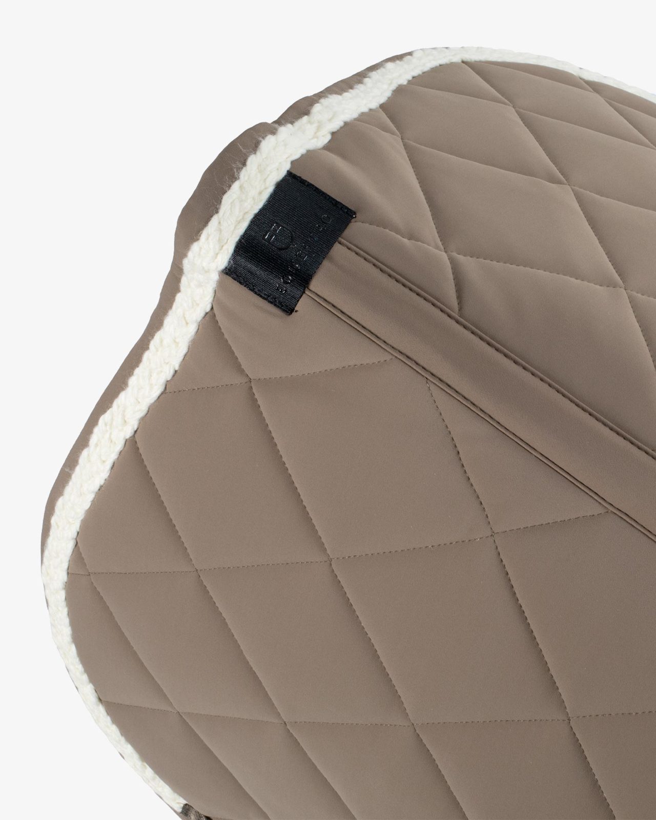 Braided cord jumping saddle pad