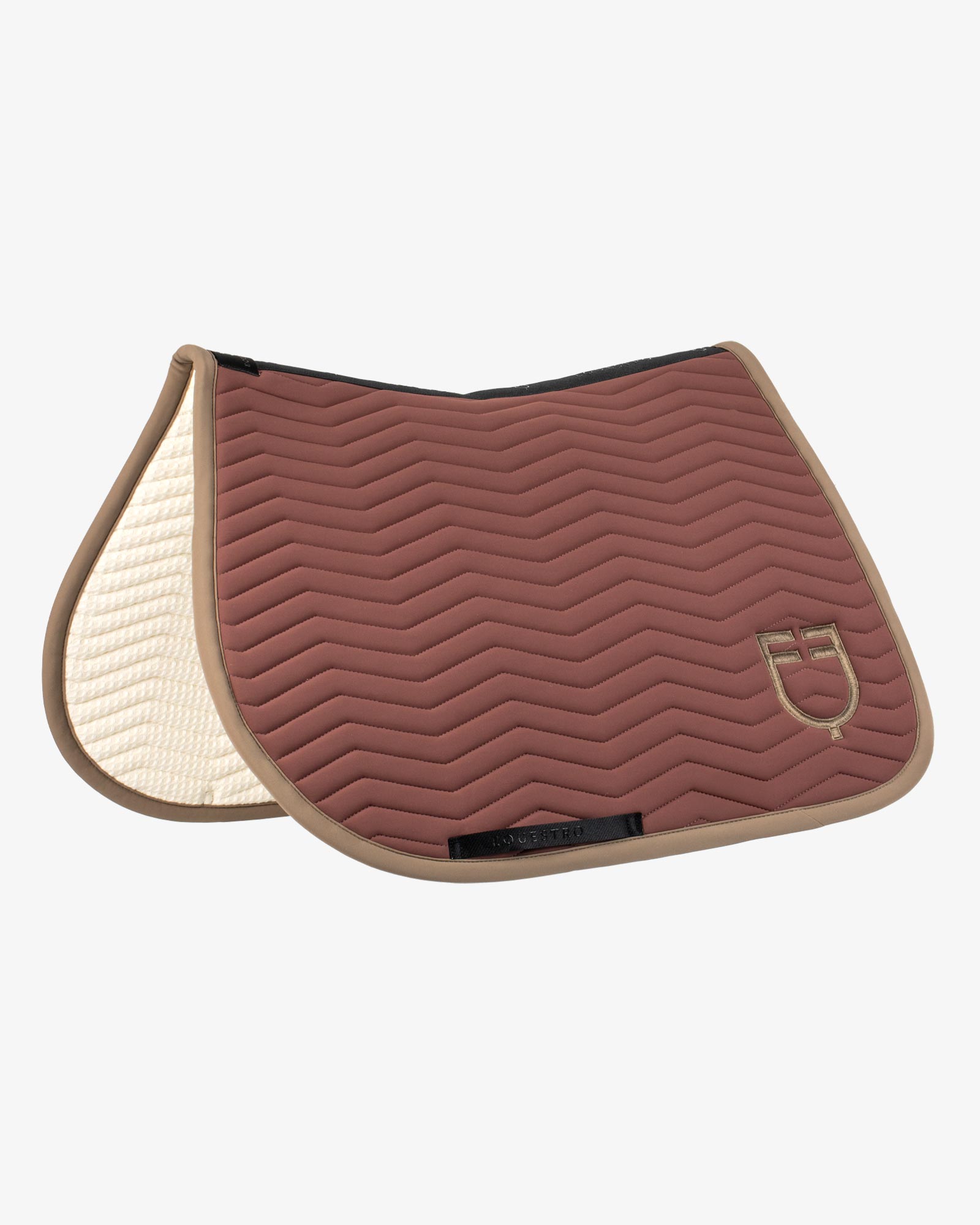 Wave Quilting jumping saddle pad in technical fabric