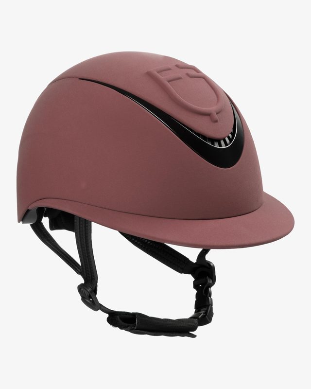 Women's helmet with wide visor and embossed logo homologation EN 1384-2023