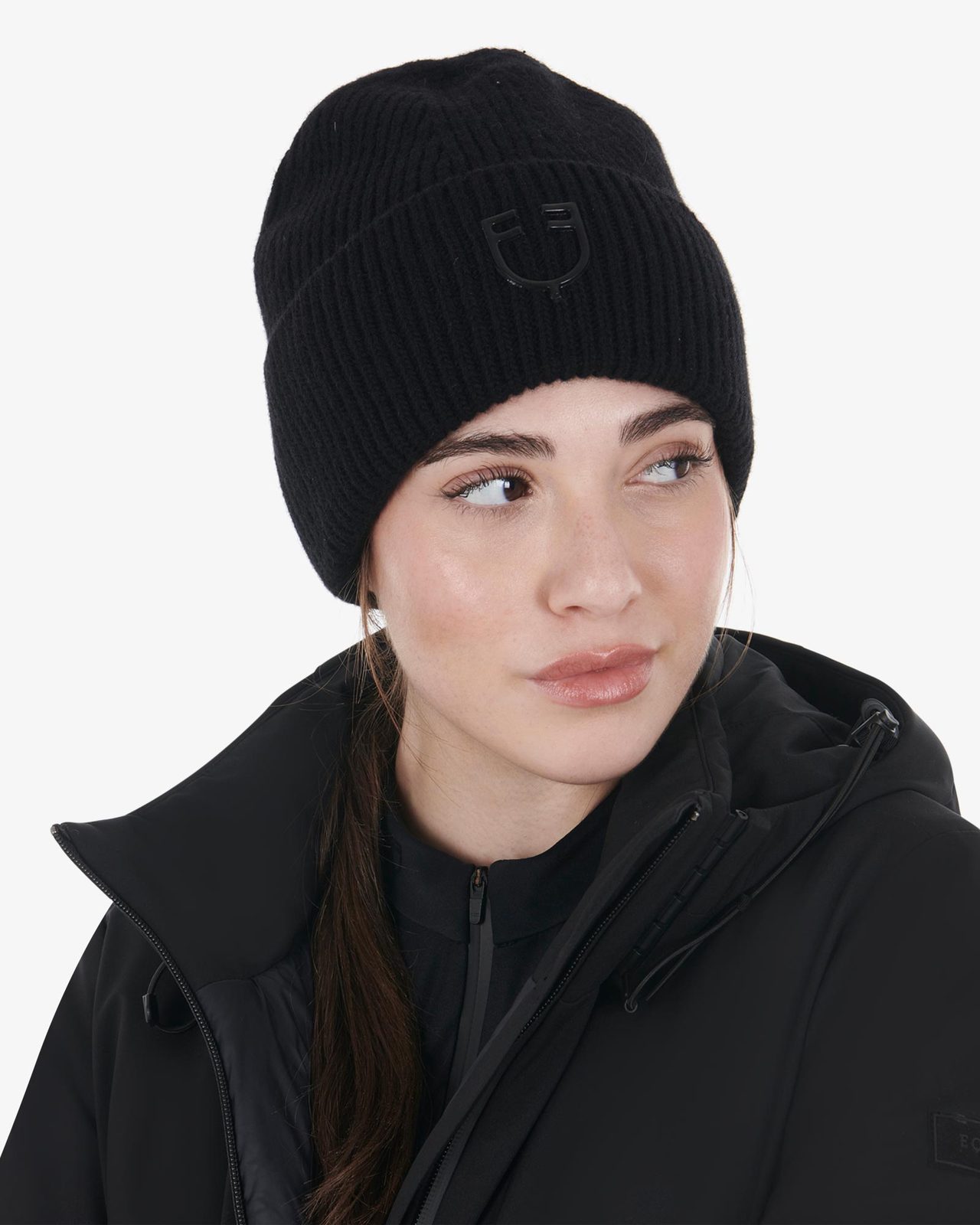 Unisex ribbed wool beanie with logo