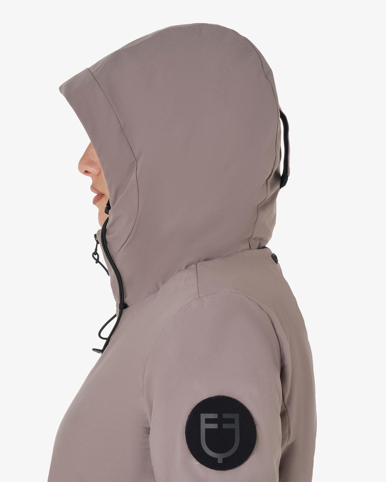 Down jacket water and wind repellent