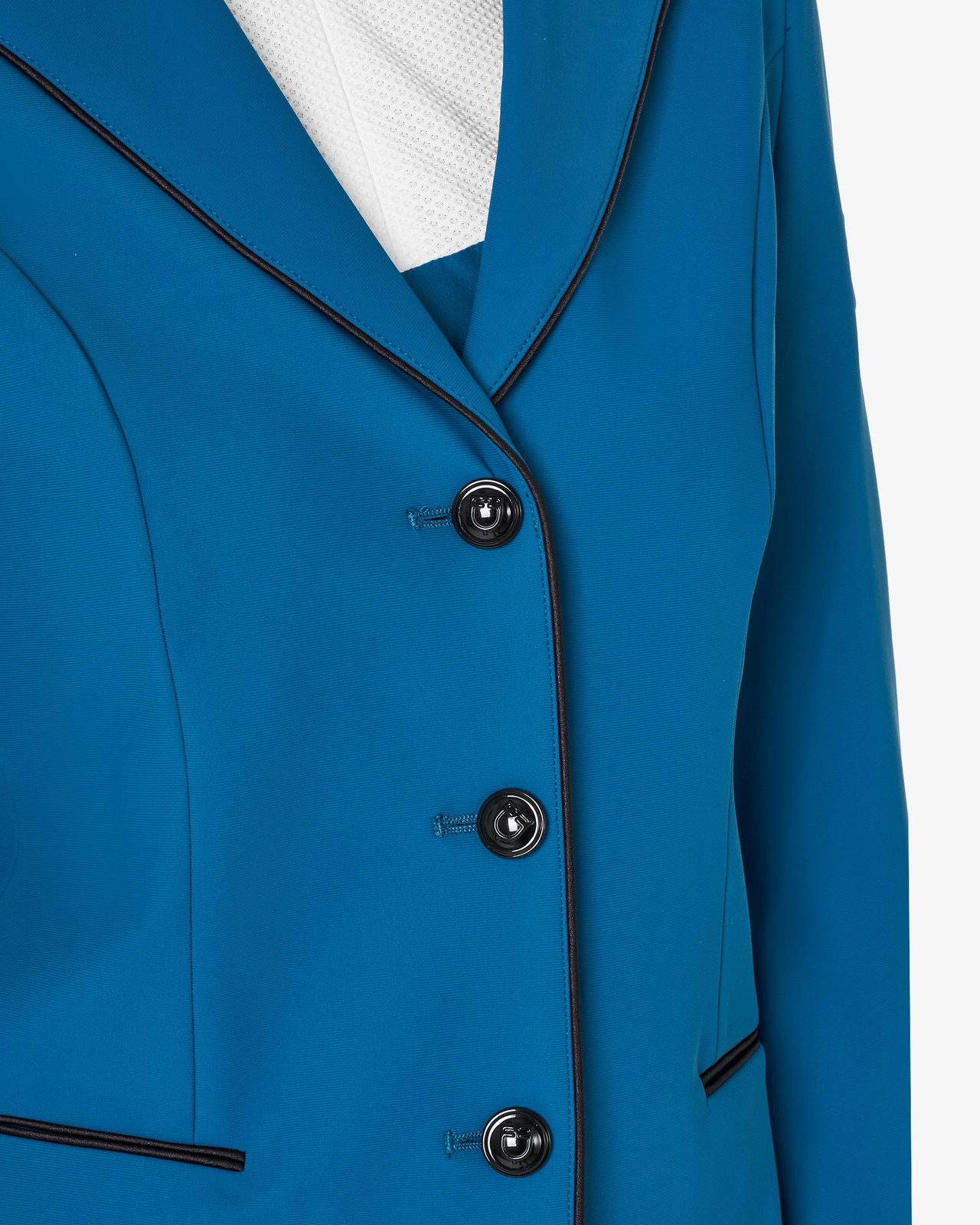 Women's three-button competition jacket